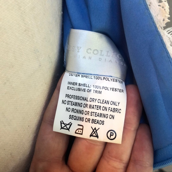 Blue strapless dress with white lace overlay - Picture 7 of 7